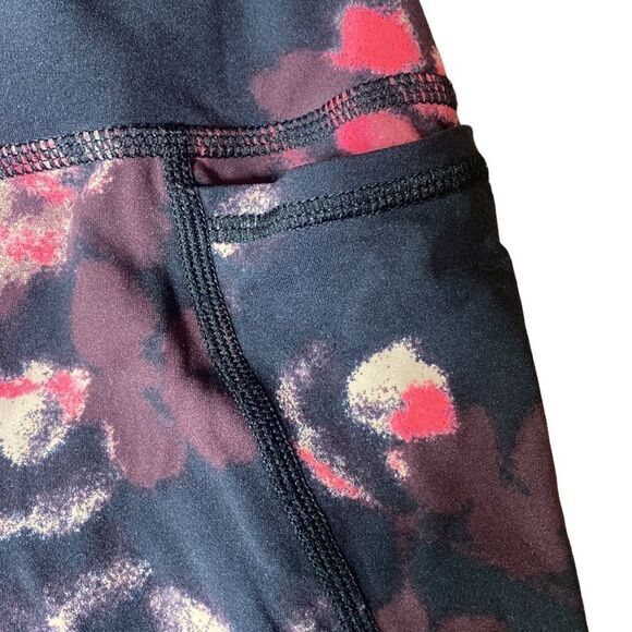 Sweaty Betty the power 7/8 leggings small black floral firework yoga gym - Picture 3 of 6